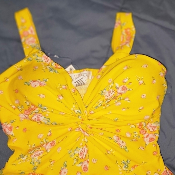 planet Gold Yellow Summer Dress NWT Size Small - Picture 4 of 5